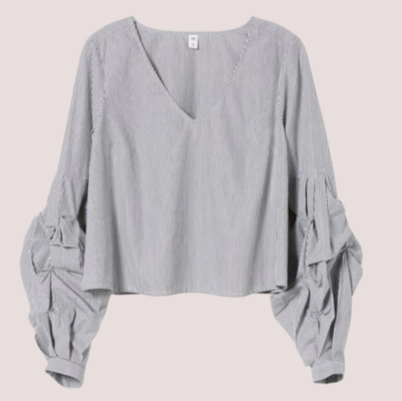 BP Nordstrom Ruched Balloon Sleeve Pinstripe Top Dark Grey & White Blouse S - Picture 4 of 5